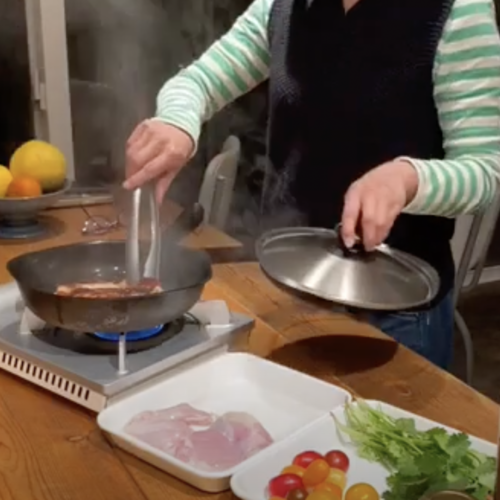 【YouTube】自宅で簡単！パリ皮鶏もも肉を焼くコツ！！ サムネイル